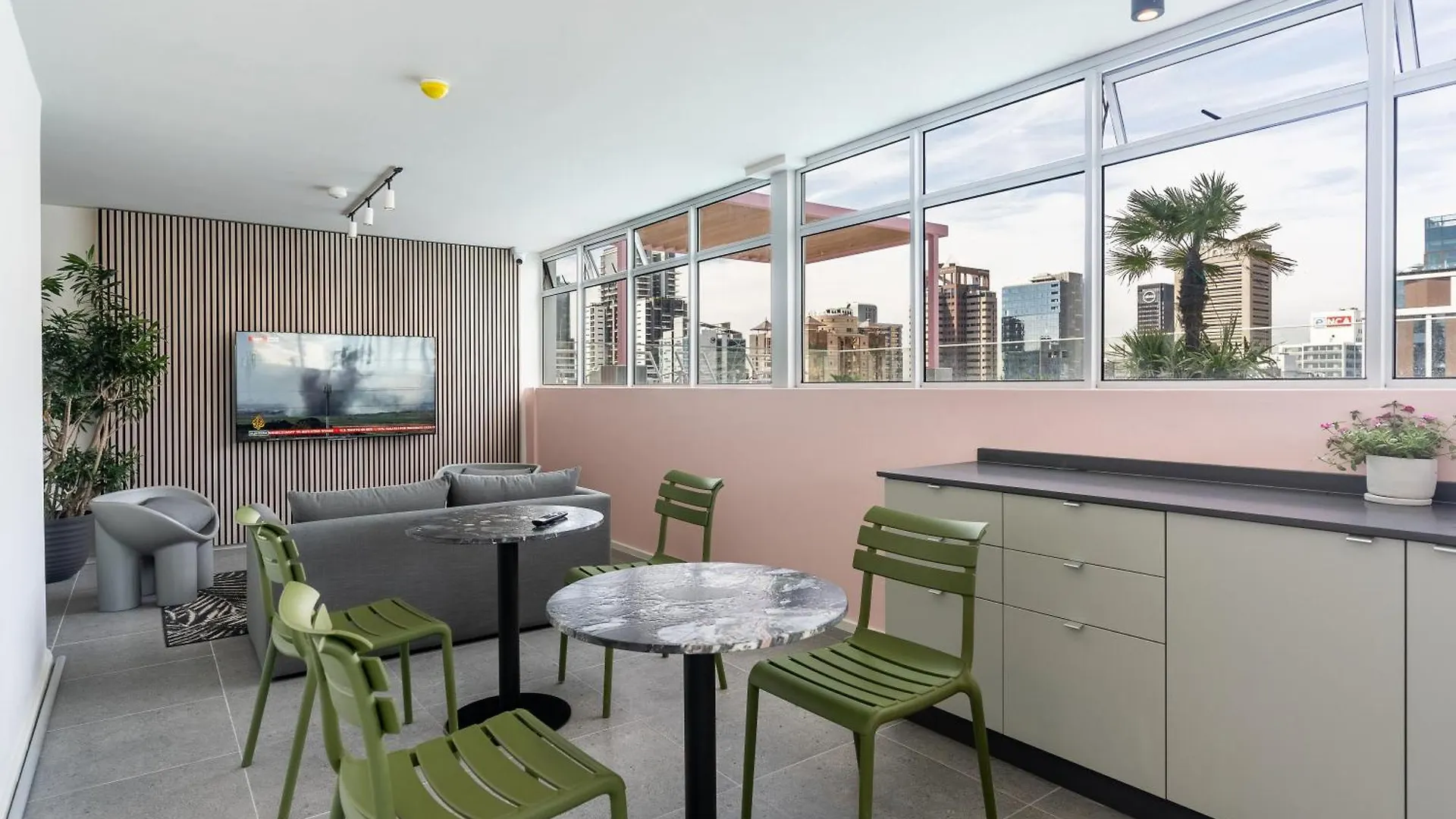 Apartment The Rose 106: Modern Studio Aprt In City Centre Cape Town