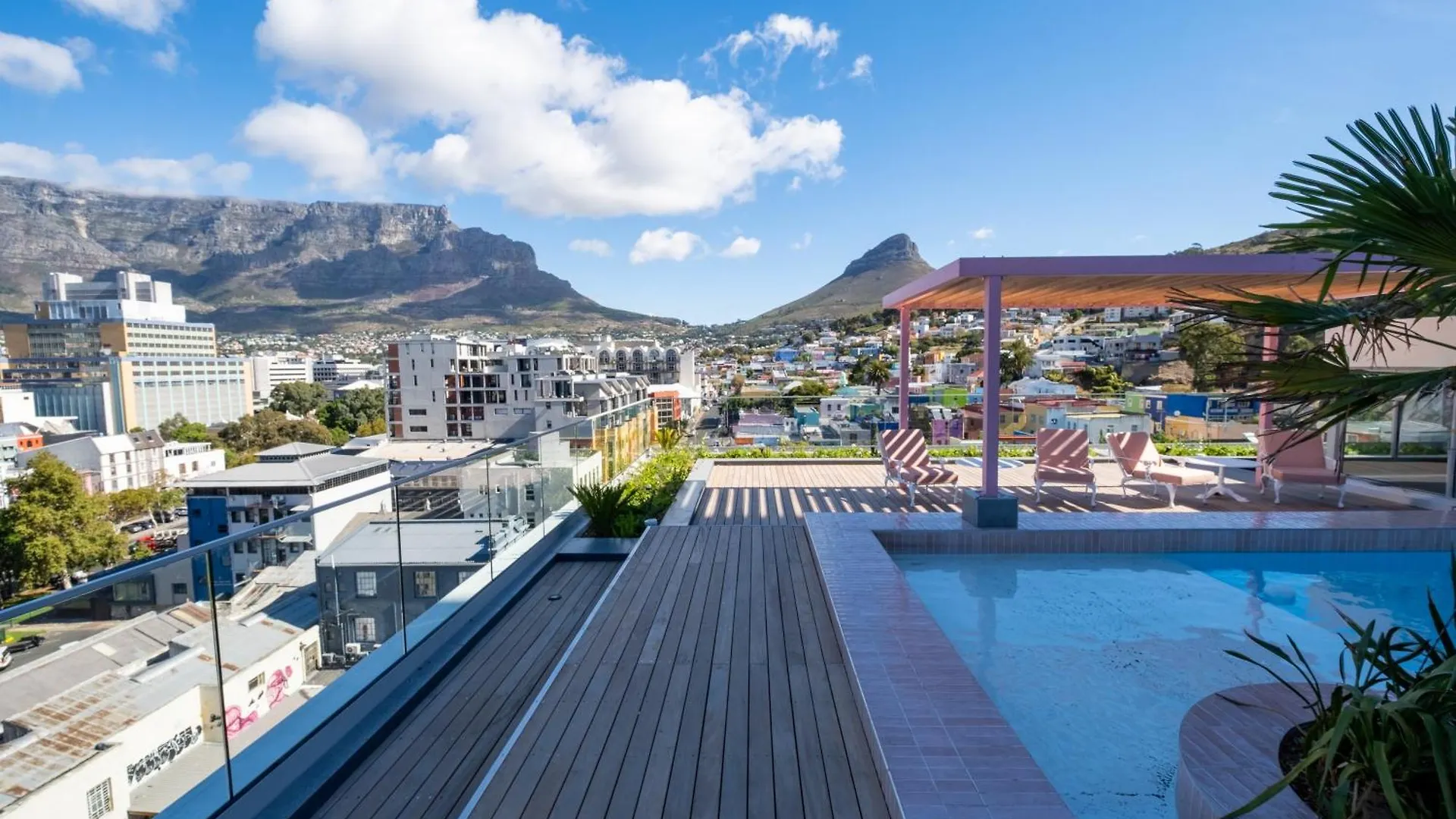The Rose 106: Modern Studio Aprt In City Centre Cape Town 0*,  South Africa