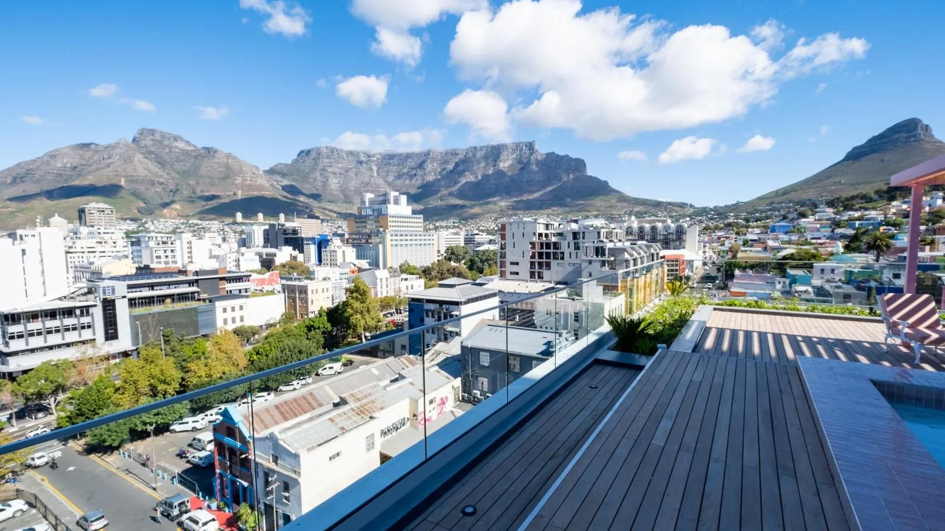The Rose 106: Modern Studio Aprt In City Centre Cape Town 0*,  South Africa