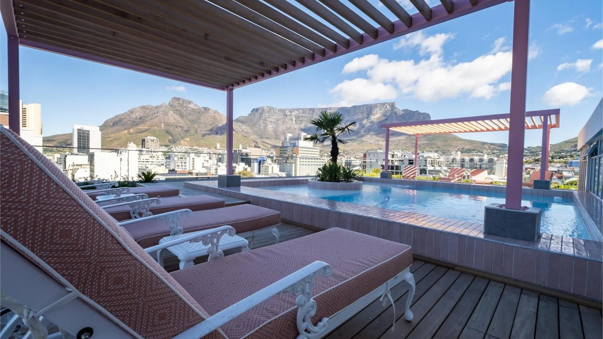 Apartment The Rose 106: Modern Studio Aprt In City Centre Cape Town South Africa